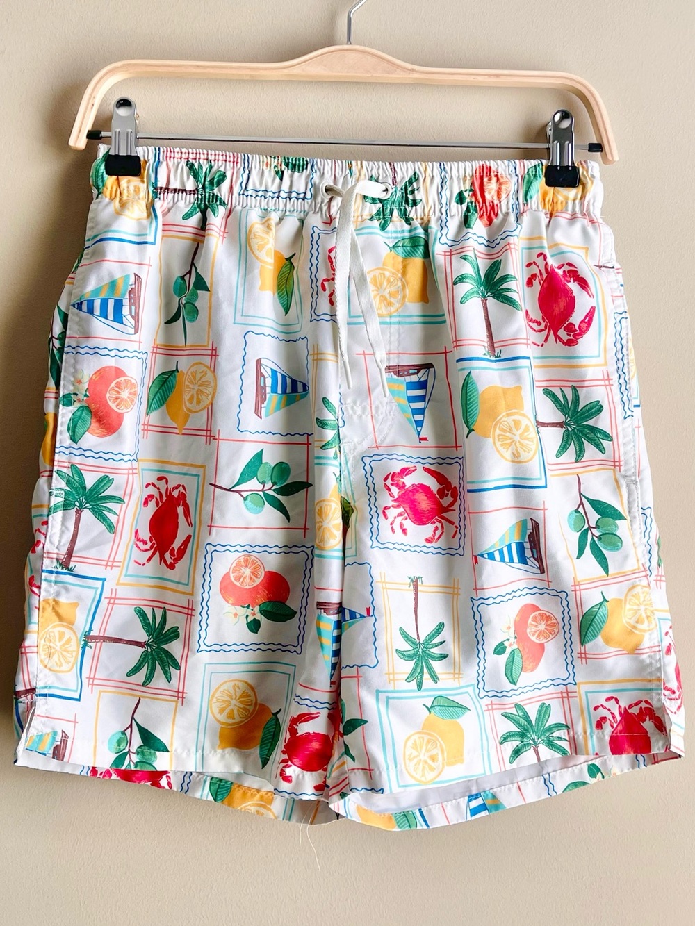 Old Navy Men’s Swim Trunks with Multicolor vacation Tropical Print